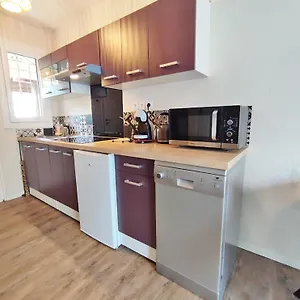  Apartamento L'escampette, Duplex T3, Centre Luchon, Wifi, Casier A Skis, 4 Personnes Francia